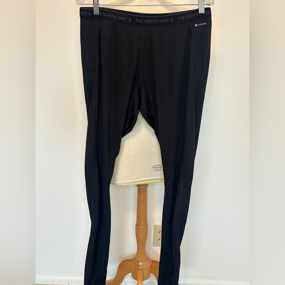 The North Face - Base Layer Black Leggings - XL